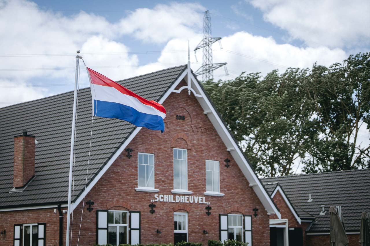 Zenders in Hamilton: Celebrate Your Wedding in Style at a Charming Dutch Farmhouse